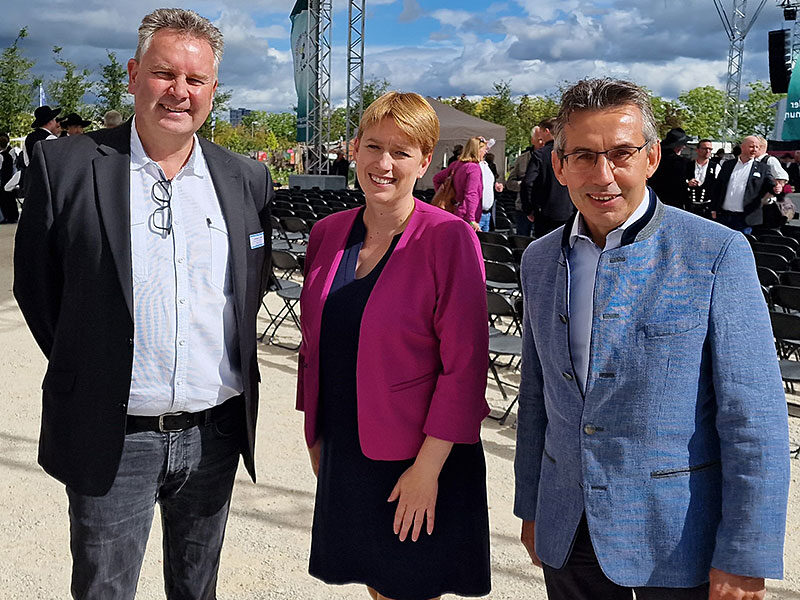 Treffen mit Andrea Lindlohr, MdL, auf dem Landesholzbautag von HOLZBAU BADEN-WÜRTTENBERG