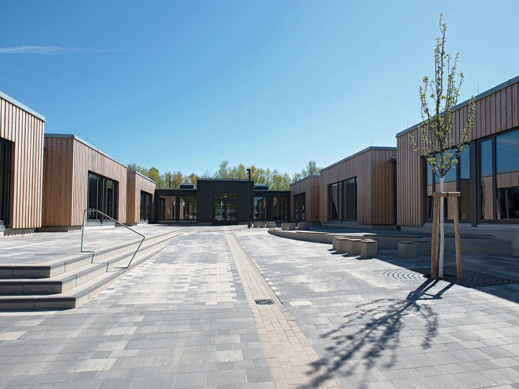 EGGER - Robert Lansemann Schule